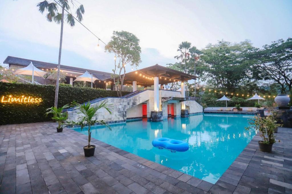 Taman Dayu Golf Club And Resort Prigen Exterior foto